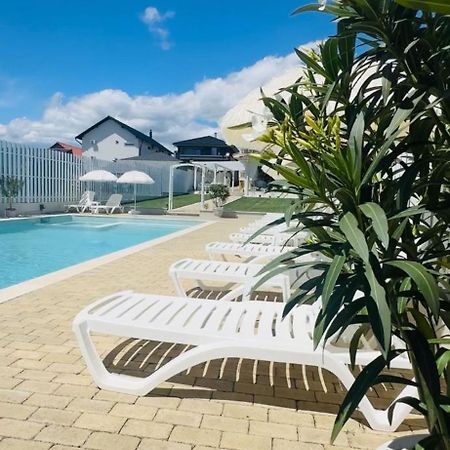 Alma Rezidence Bed & Breakfast Turda Luaran gambar